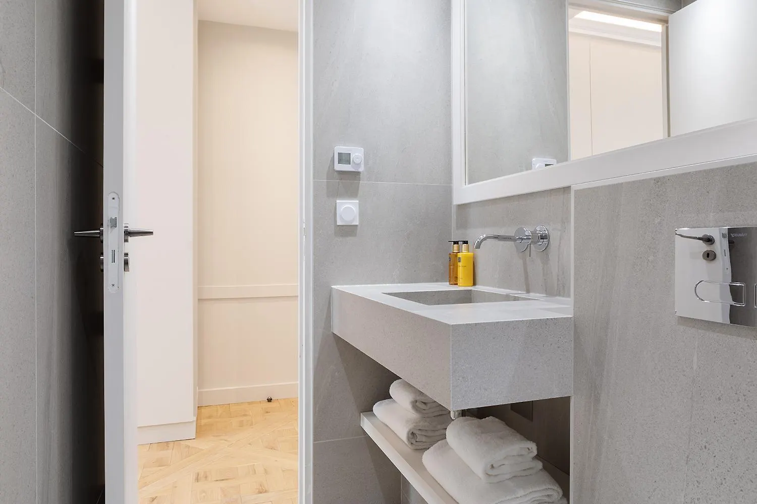 Pick A Flat'S Apartment In Saint-Germain, Bon Marche - Rue De Babylone Parijs 0*,