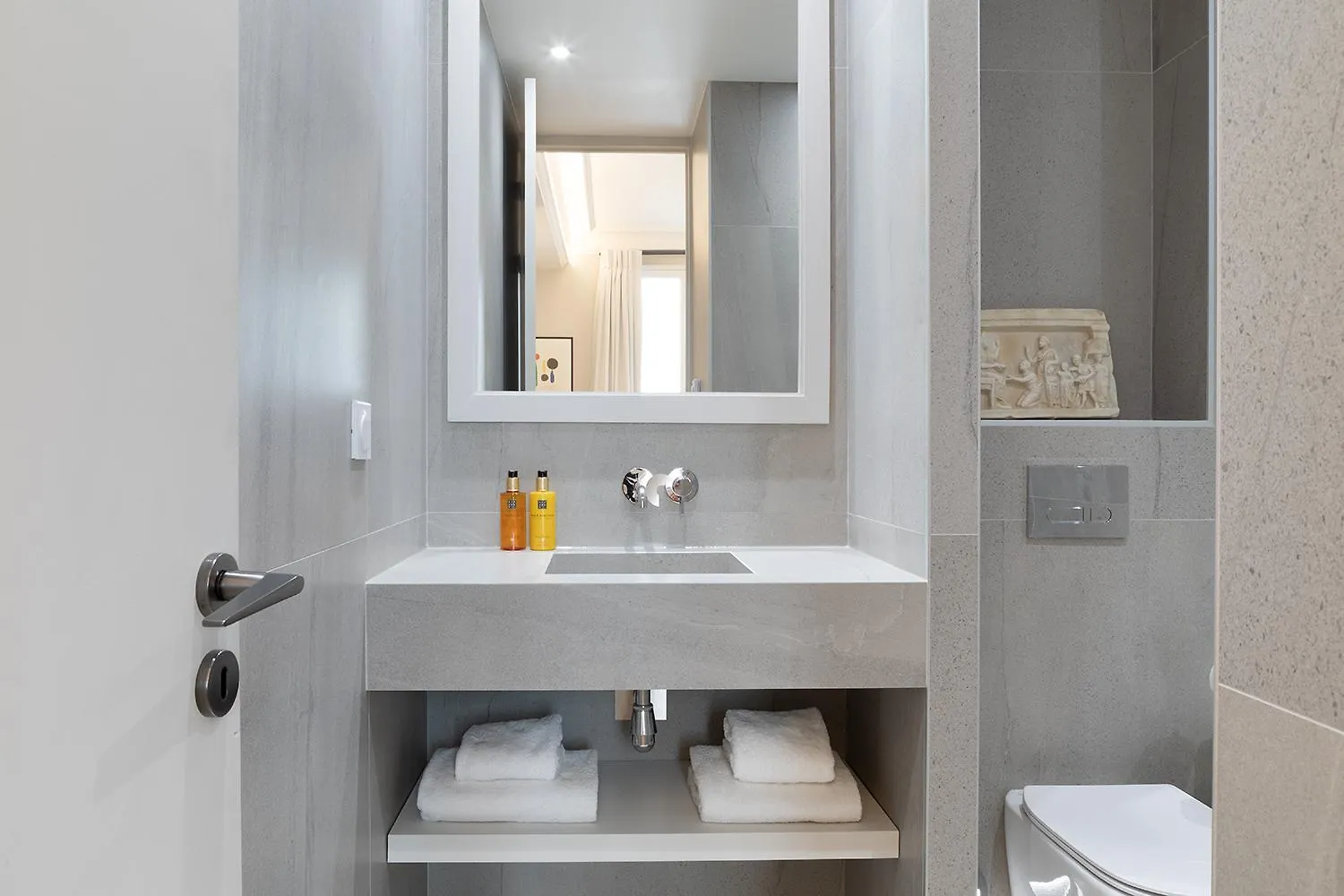 Pick A Flat'S Apartment In Saint-Germain, Bon Marche - Rue De Babylone Paris